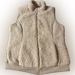 Sherpa fleece women’s mauve pink vest BNWOT sz lg